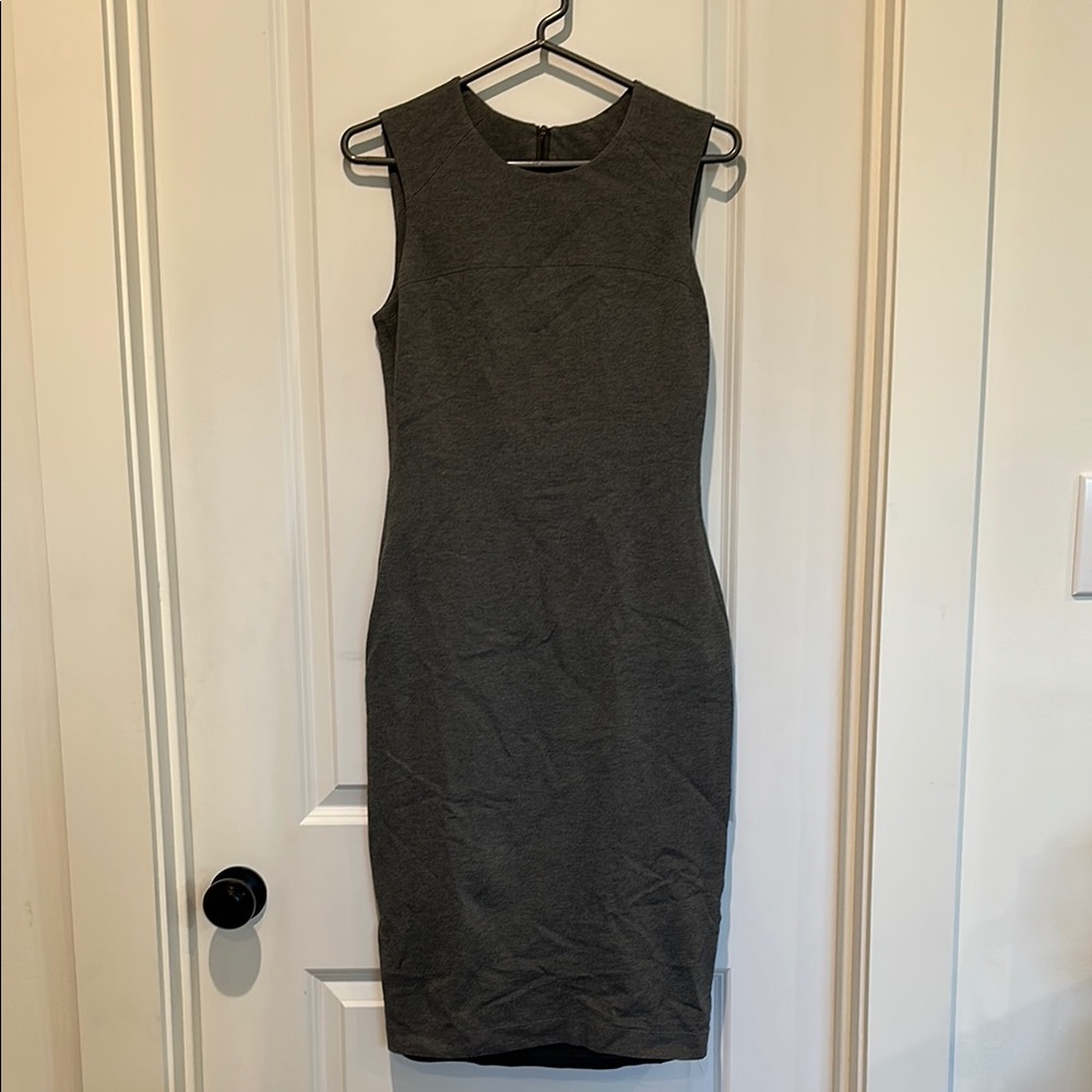 Chic Sleeveless Gray Midi Dress
